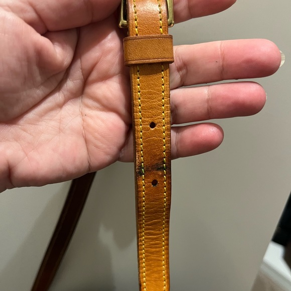 PRE LOVED Louis Vuitton Musette PM - Picture 7 of 12